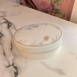 Dansk Tivoli Oval Box with Lid Belles Fleurs White Oval Trinket Dish